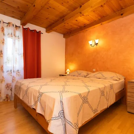 Сasa de vacaciones House Nespula Veli Lošinj